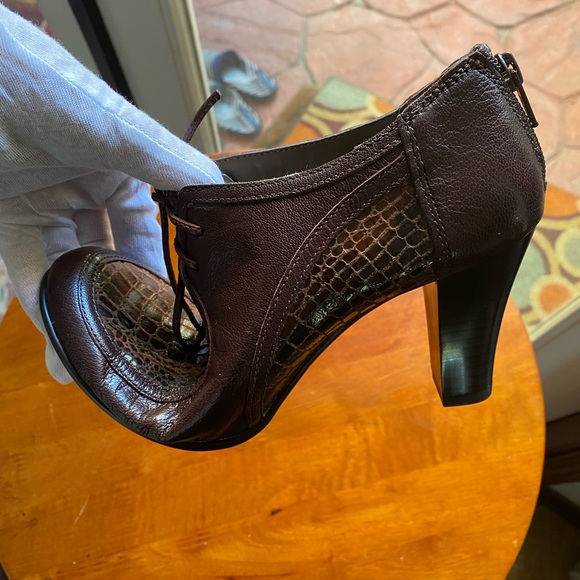 ♥️ AEROSOL BROWN HEELS WITH ALLIGATOR SKIN DESIGN,LIGHTWEIGHT& FLEXIBLE HEELS - Picture 5 of 8